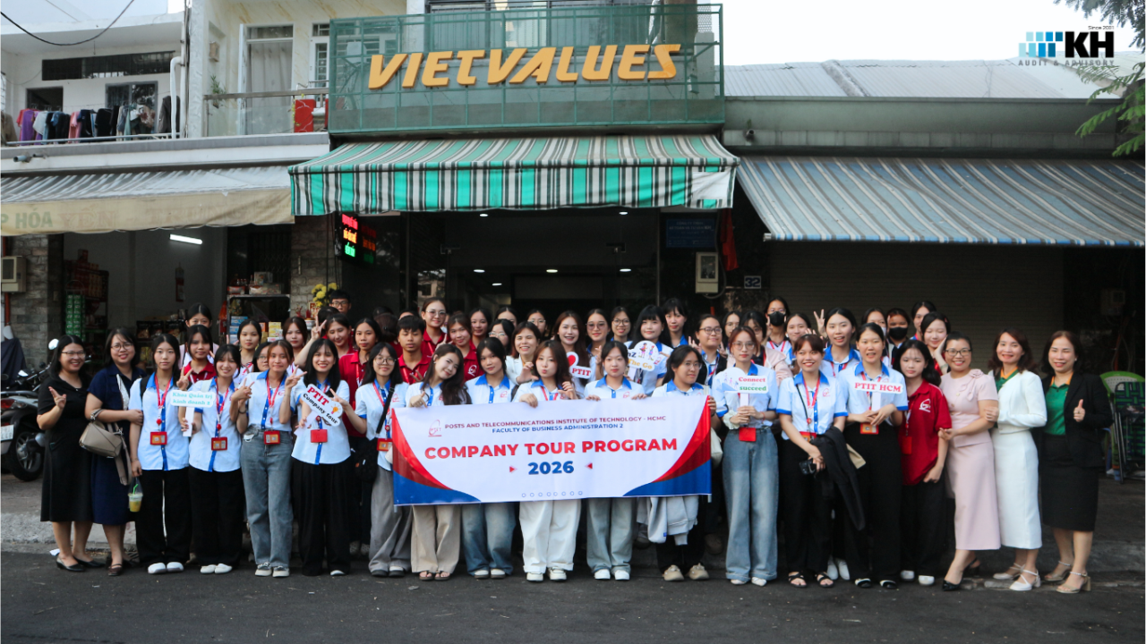 Kế Toán KH đã chào đón các bạn sinh viên Học viện Công nghệ Bưu chính Viễn thông đến tham quan